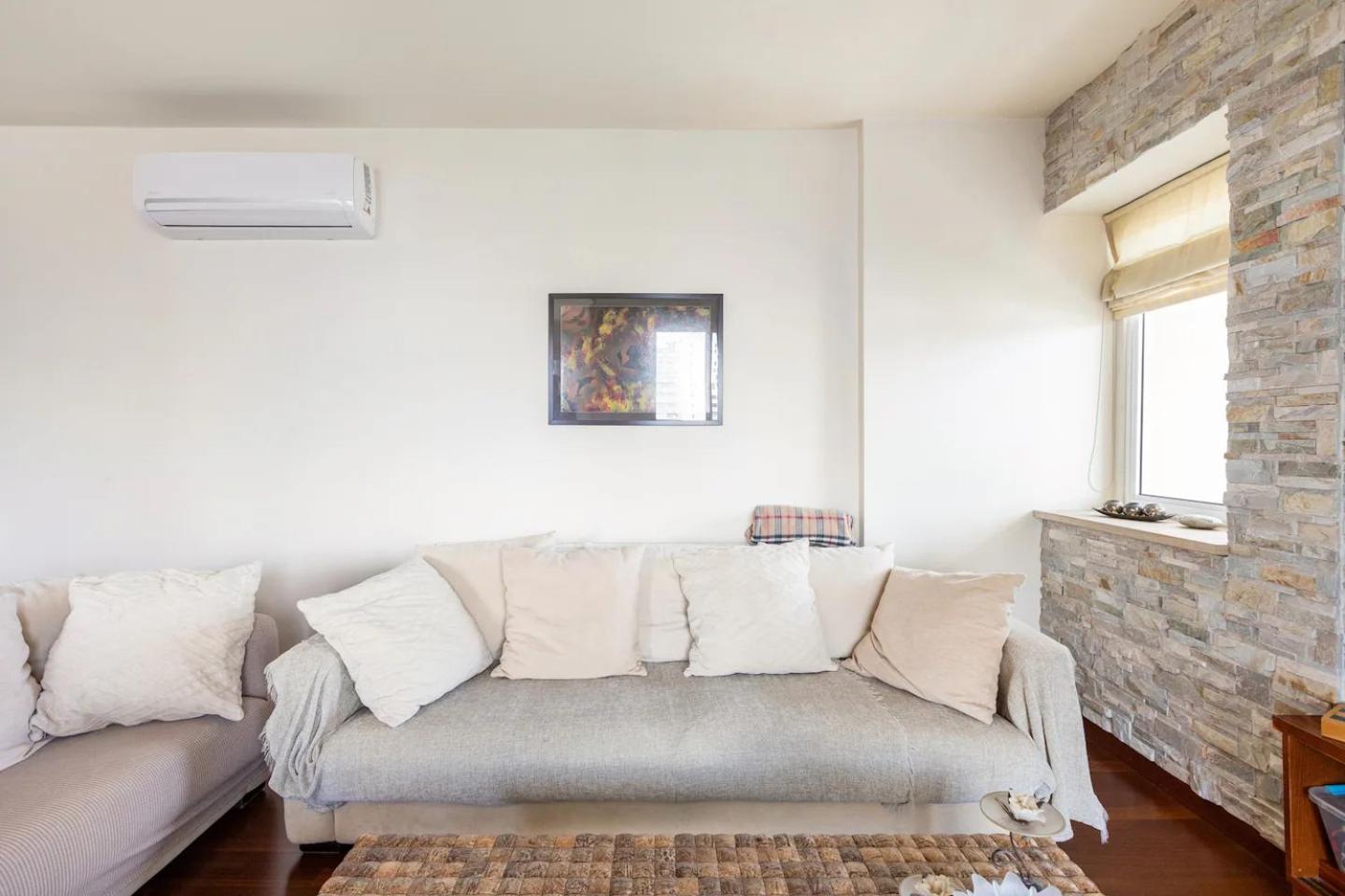 Appartement Warm In The Heart Of The Center - Balcony & View